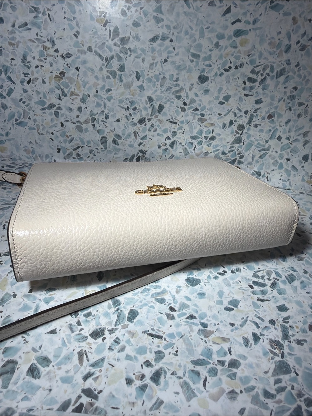 Coach Cat 21 Chalk Pebbled Leather Crossbody Clutch Bag - Picture 4 of 6